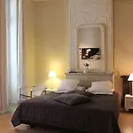 Royal فندق