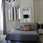 فندق Royal نيم