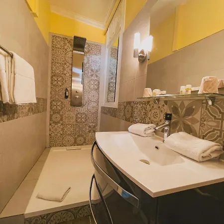 Hotel Royal 3*