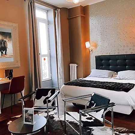Royal 3*