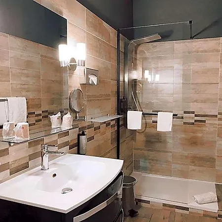 Hotel Royal 3*