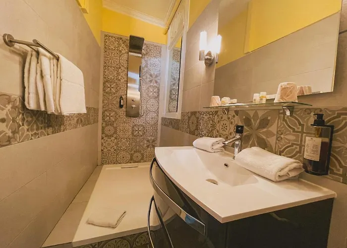 酒店 劳亚尔酒店 3*