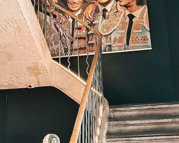 劳亚尔酒店 酒店 尼姆