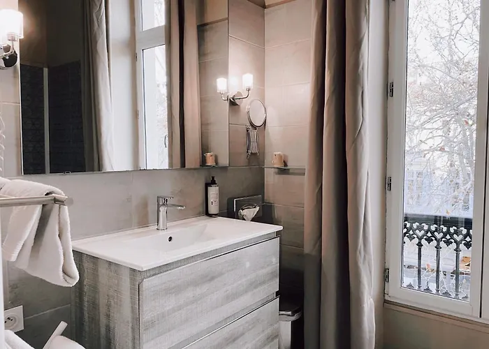 劳亚尔酒店 酒店