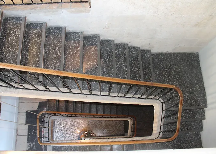 酒店 劳亚尔酒店 尼姆