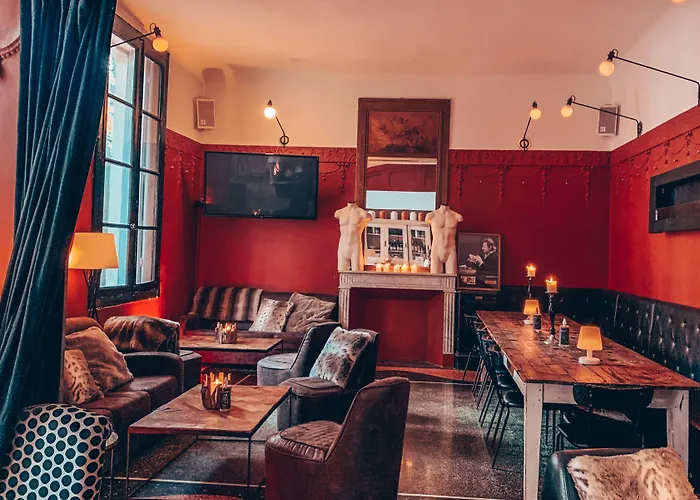 劳亚尔酒店 尼姆